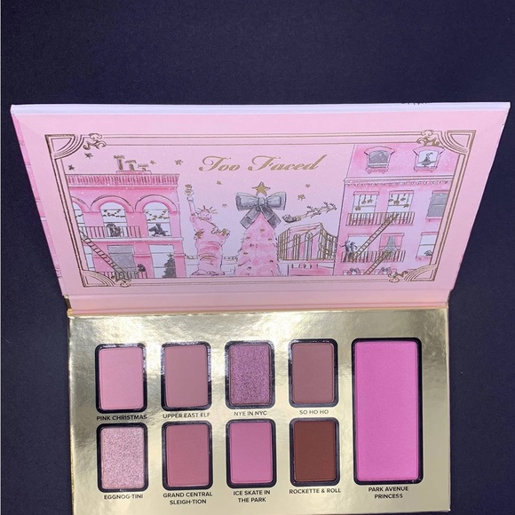 *HOST PICK* Too Faced Christmas Around The World Limited Edition - Picture 7 of 9